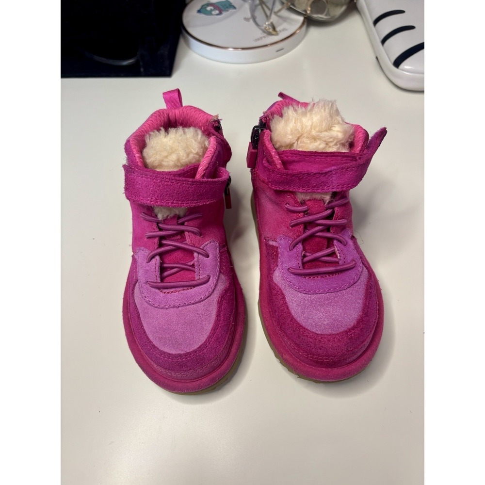 UGG Kids Pink Shearling-Lined Sneakers Boots Size 9 Toddler Hook & Loop